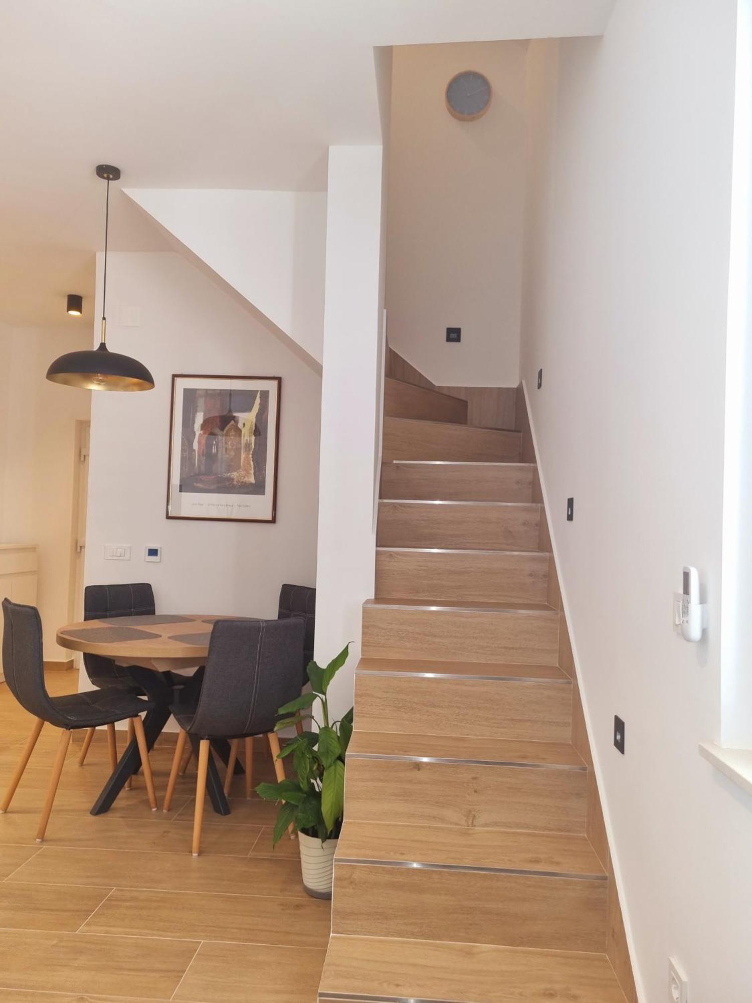 Marich Homestay Дубровник Екстериор снимка