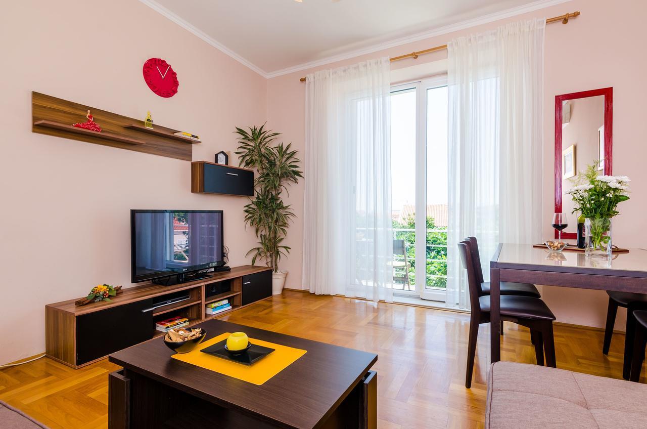 Marich Homestay Дубровник Екстериор снимка